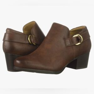 B3- Brown Ankle Boots Womens 8W